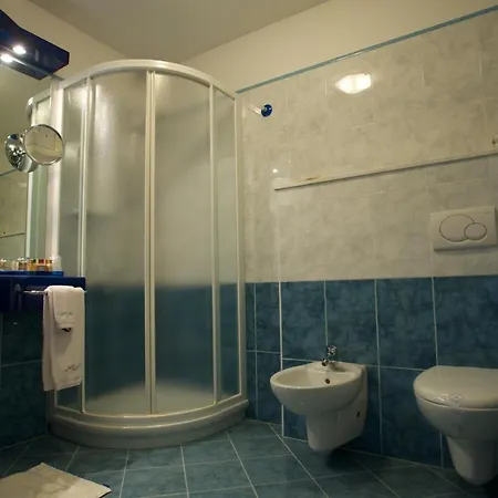 Nord Est Hotel 3*