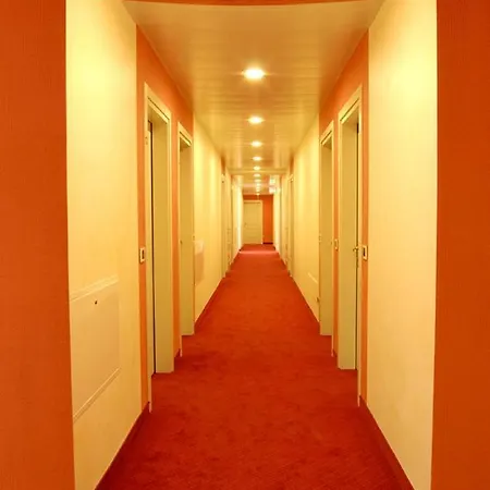 Nord Est Hotel 3*